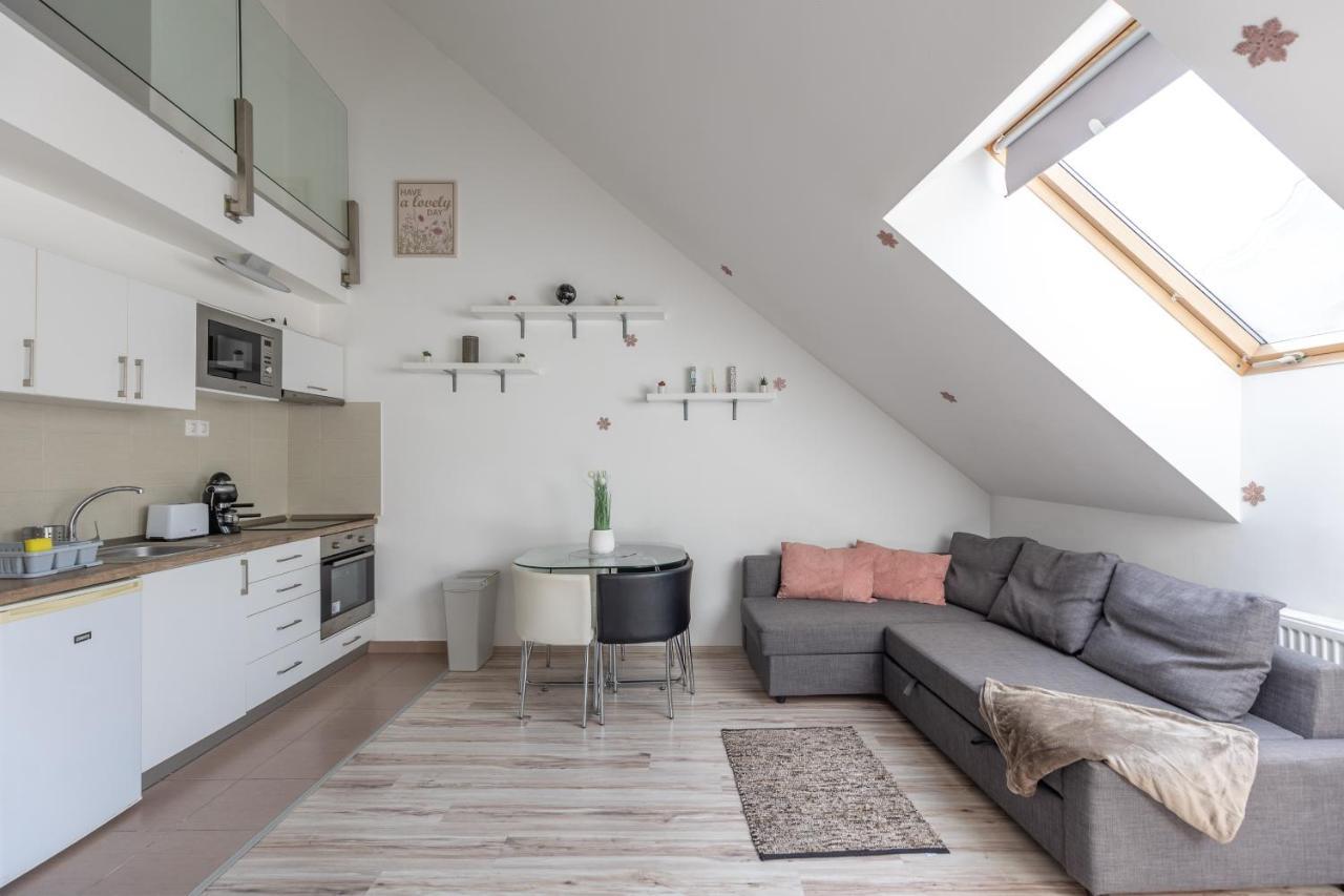 Appartement Prtr W/ Free Parking